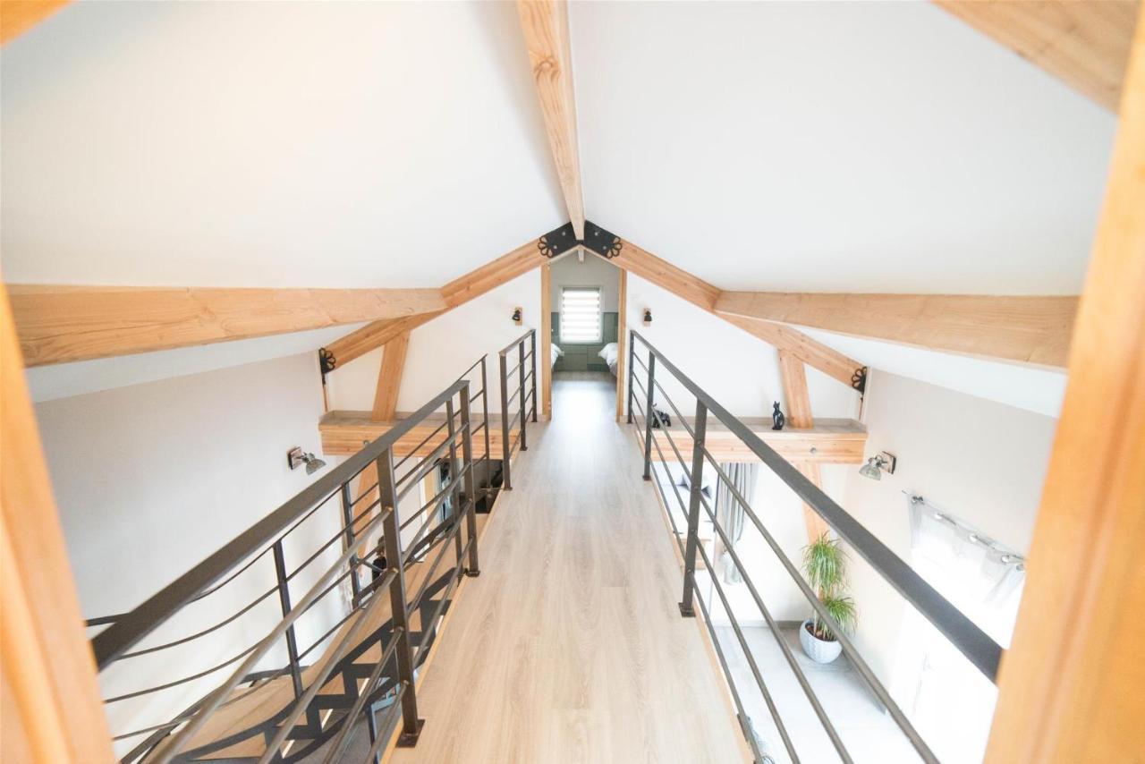 الشقق الفندقية Hasnonفي  Le Carport المظهر الخارجي الصورة